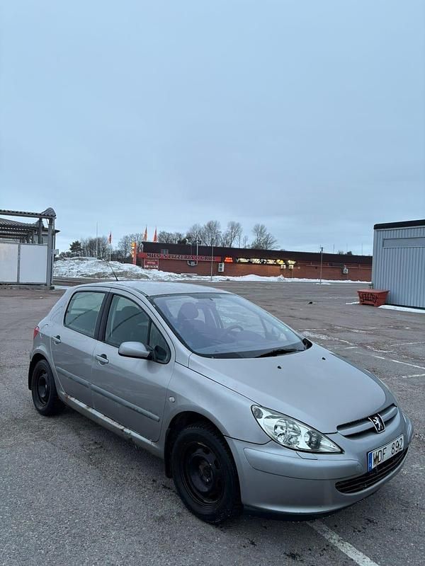 Begagnad Peugeot 307 109 HK (80 kW) 2005