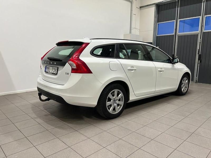 Begagnad Volvo V60 116 HK (85 kW) 2013 Vit Kombi