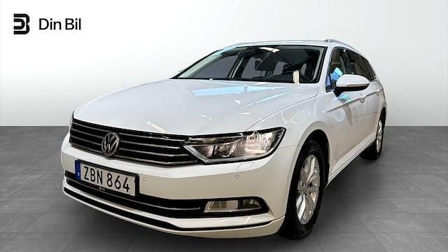 Vit Begagnad 2017 VW Passat Kombi | 179 900 kr (Bra pris) - Bild 1/4