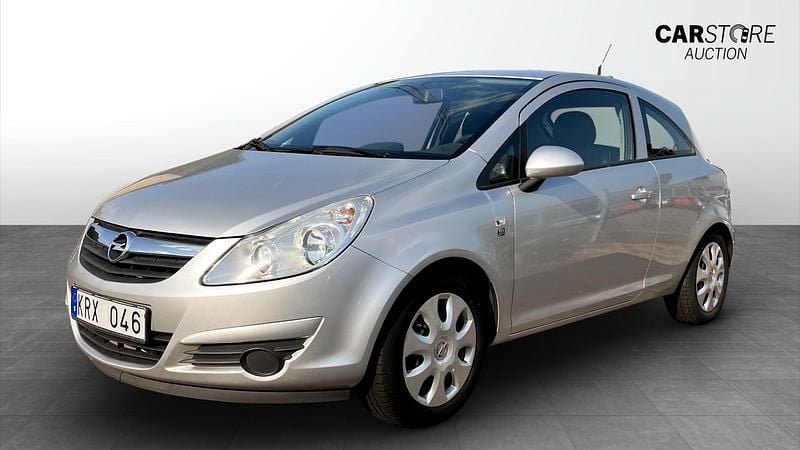 Grå (silver) Begagnad 2010 Opel Corsa Halvkombi | 59 900 kr (Dyr) - Bild 1/4