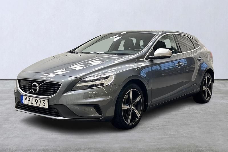Begagnad Volvo V40 Business Edition 121 HK (88 kW) 2017 Grå Halvkombi