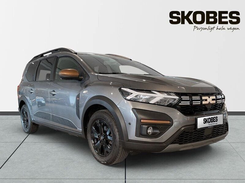 Grå Begagnad 2024 Dacia Jogger Extreme Kombi | 229 900 kr (Lite dyr) - Bild 1/3