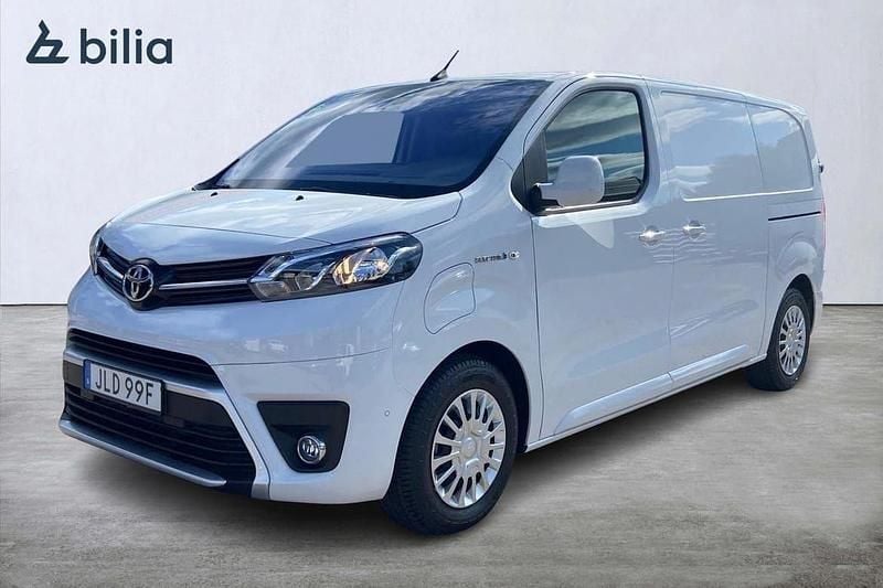 Vit Ny 2024 Toyota Proace Van | 399 877 kr (Superpris) - Bild 1/3
