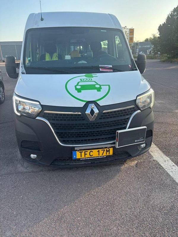 Vit Begagnad 2021 Renault Master Van | 399 900 kr - Bild 1/3