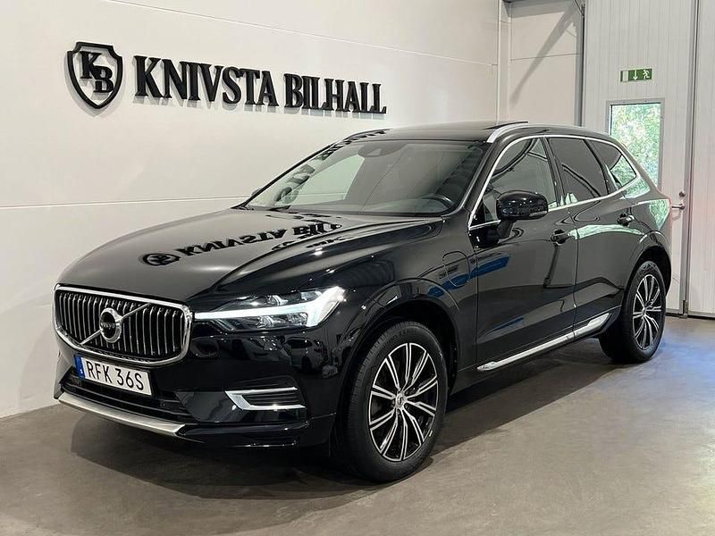 Svart Begagnad 2021 Volvo XC60 Inscription SUV | 398 600 kr (Marknadspris) - Bild 1/4