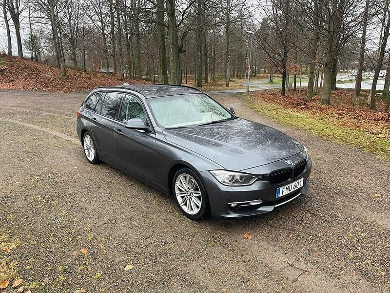 Begagnad 2014 BMW 320 Kombi | 78 000 kr (Bra pris) - Bild 1/4