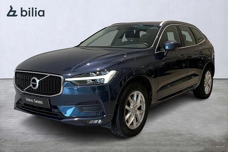 Begagnad Volvo XC60 Momentum 253 HK (186 kW) 2021 Mörkblå SUV