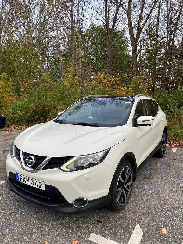 Begagnad Nissan Qashqai 130 HK (95 kW) 2016 Vit SUV