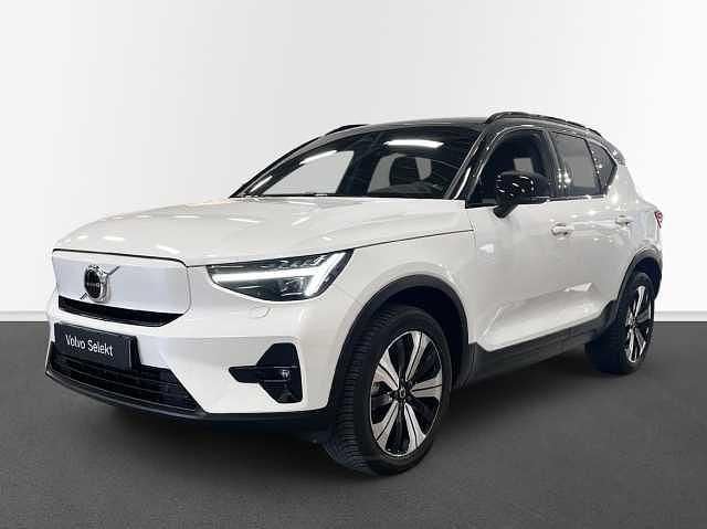Begagnad Volvo XC40 Single Motor 175 kW (238 HK) 2023 Vit SUV