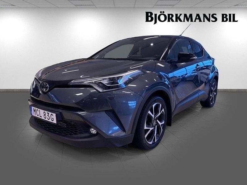 Mörkgrå Begagnad 2018 Toyota C-HR Edition SUV | 199 000 kr (Marknadspris) - Bild 1/4