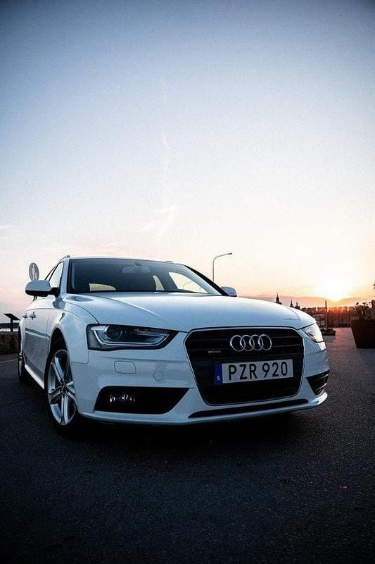 Vit Begagnad 2014 Audi A4 Kombi | 102 000 kr (Marknadspris) - Bild 1/4