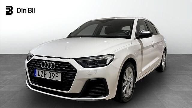 Vit Begagnad 2019 Audi A1 Sportback Proline Halvkombi | 179 900 kr (Marknadspris) - Bild 1/4
