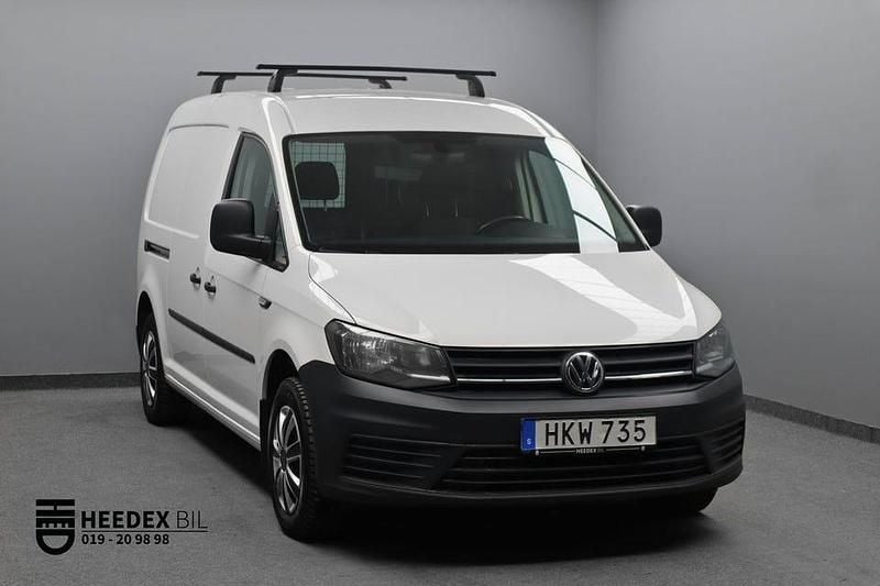 Candy white (vit) Begagnad 2019 VW Caddy Maxi Minibuss | 124 900 kr (Bra pris) - Bild 1/4