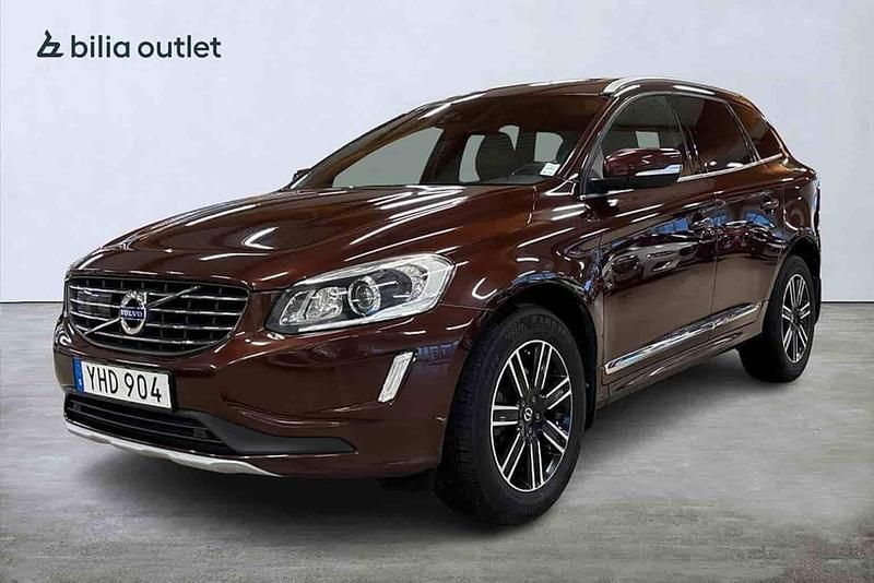 Brun Begagnad 2017 Volvo XC60 SUV | 174 900 kr - Bild 1/1