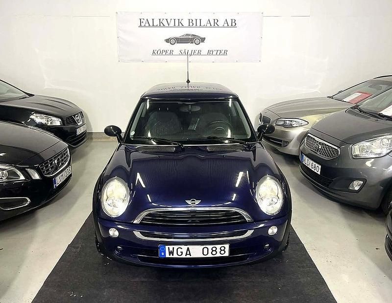 Begagnad Mini ONE Salt 90 HK (66 kW) 2004 Blå Halvkombi
