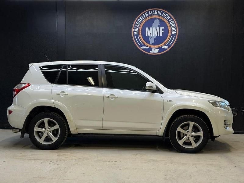 Begagnad Toyota RAV4 150 HK (110 kW) 2010 Vit SUV