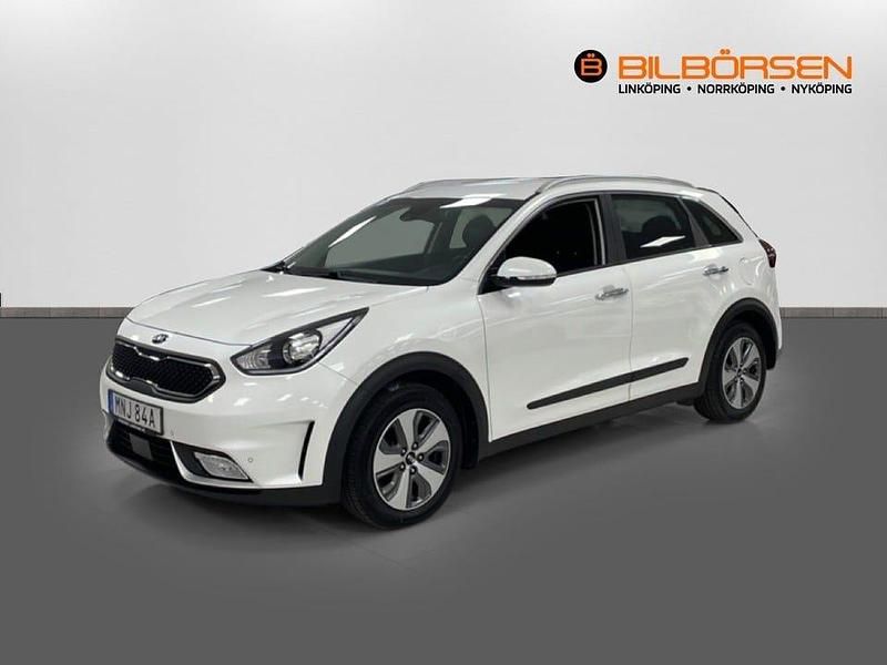 Begagnad Kia Niro Advance 105 HK (77 kW) 2019 Vit SUV