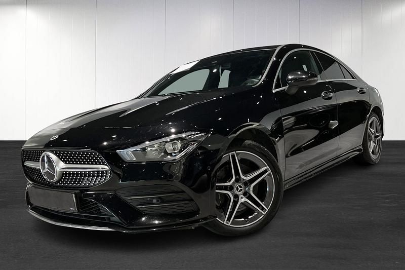 Begagnad Mercedes CLA250e AMG 2023 Svart Sedan