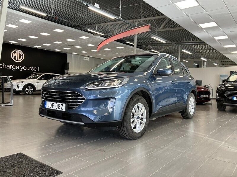 Blå/lila Begagnad 2021 Ford Kuga Titanium SUV | 239 900 kr (Bra pris) - Bild 1/4