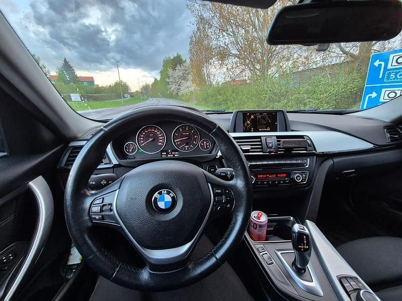 Begagnad BMW 320 184 HK (135 kW) 2015 Kombi