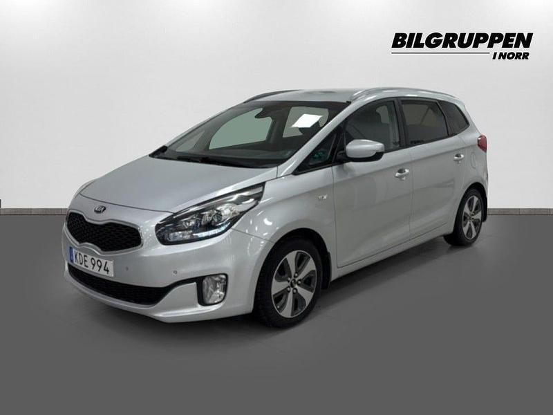Grå Begagnad 2015 Kia Carens Minibuss | 129 900 kr (Dyr) - Bild 1/4