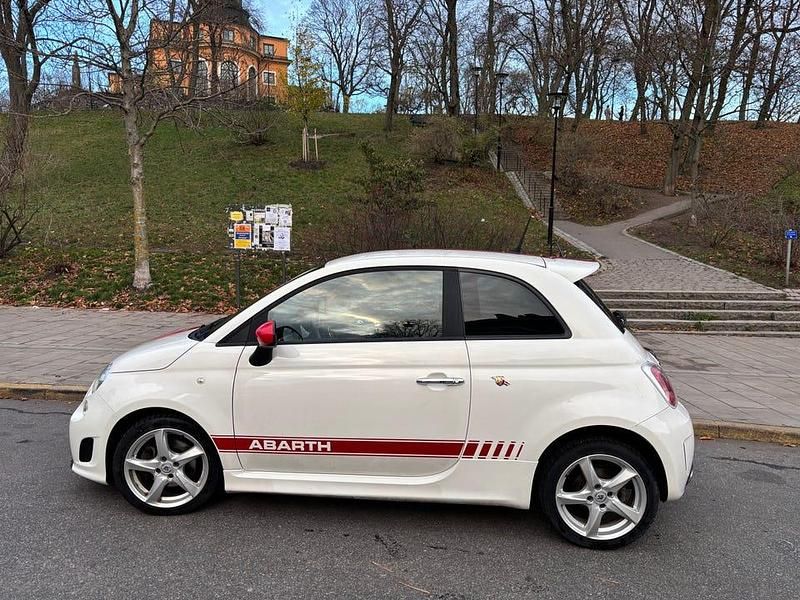 Begagnad Abarth 595 135 HK (99 kW) 2015 Halvkombi