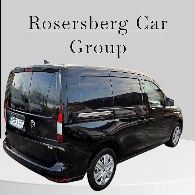 Begagnad VW Caddy 122 HK (89 kW) 2021 Svart Minibuss