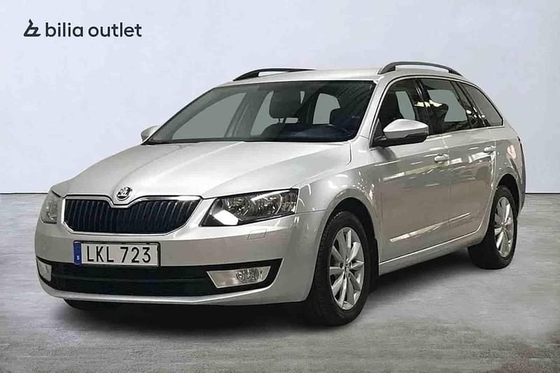 Silver Begagnad 2015 Skoda Octavia Kombi | 119 900 kr - Bild 1/1