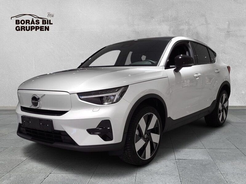 Vit Ny 2024 Volvo EC40 Core SUV | 529 000 kr (Superpris) - Bild 1/4