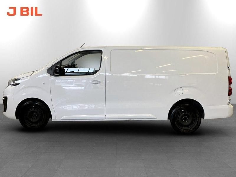 Begagnad Peugeot Expert 144 HK (105 kW) 2023 Vit Van