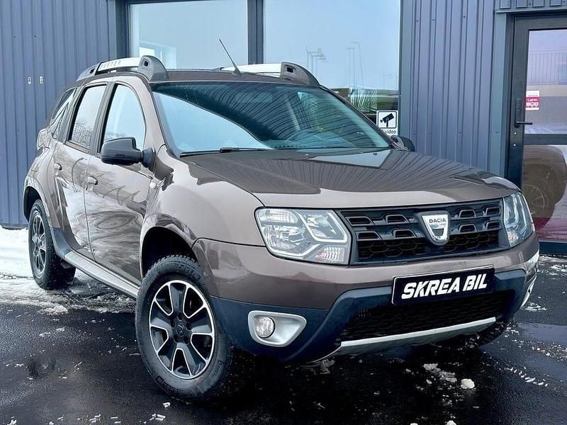 Begagnad Dacia Duster Black Shadow 110 HK (80 kW) 2017 Brun SUV