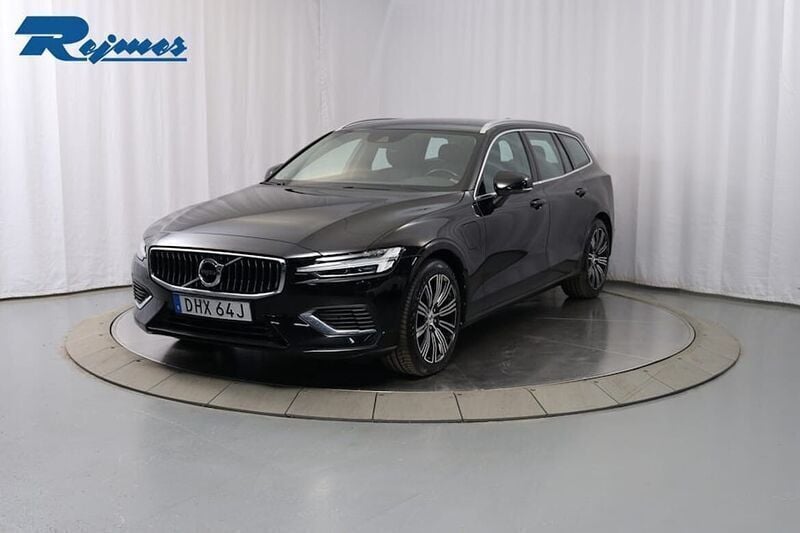 Svart Begagnad 2021 Volvo V60 Inscription Kombi | 399 900 kr (Dyr) - Bild 1/4