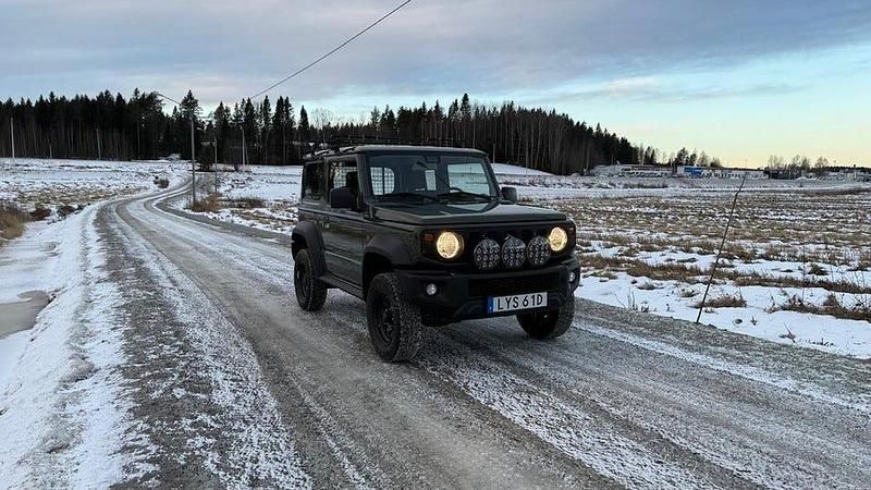 Begagnad Suzuki Jimny 102 HK (75 kW) 2021 Grön SUV