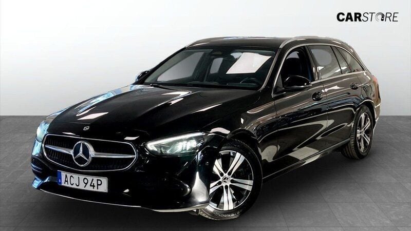 Svart (black) Begagnad 2022 Mercedes C220 Avantgarde Kombi | 289 900 kr (Bra pris) - Bild 1/4