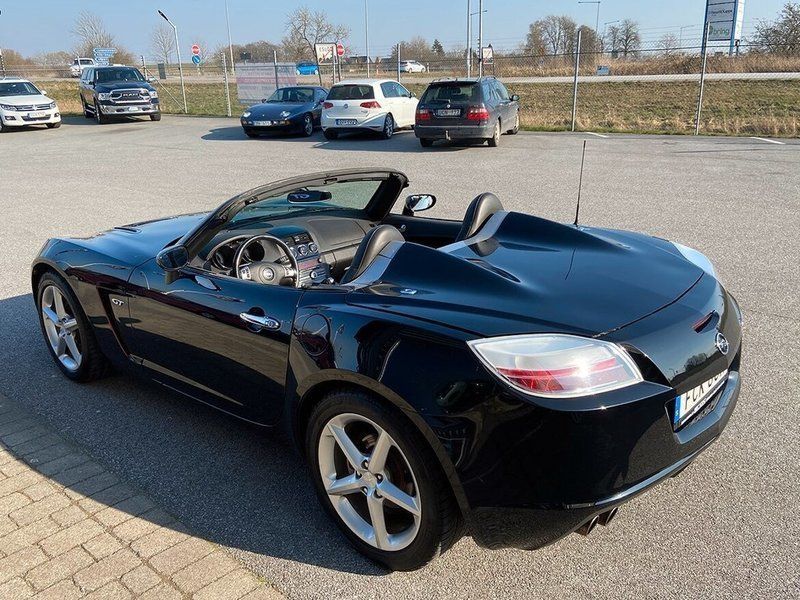 Opel gt 2008