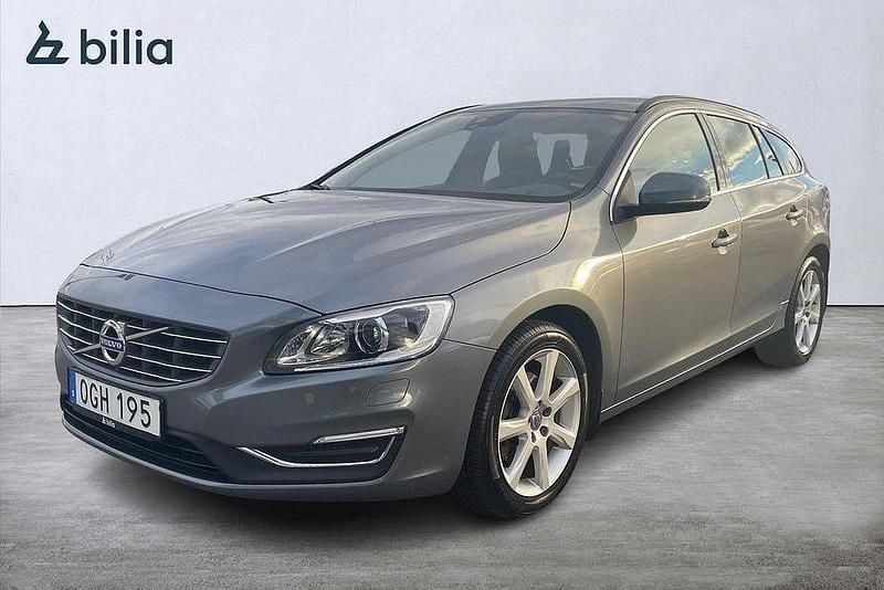 Grå Begagnad 2016 Volvo V60 Business Edition Kombi | 179 900 kr (Lite dyr) - Bild 1/3