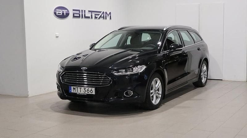 Begagnad Ford Mondeo Titanium 160 HK (117 kW) 2015 Svart metallic Kombi