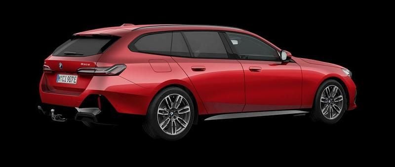 Ny BMW 530e Comfort Edition 299 HK (219 kW) 2026 Kombi