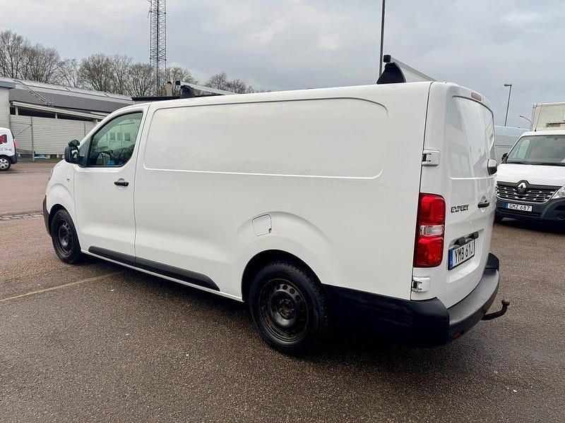Begagnad Peugeot Expert 122 HK (89 kW) 2019 Vit Van
