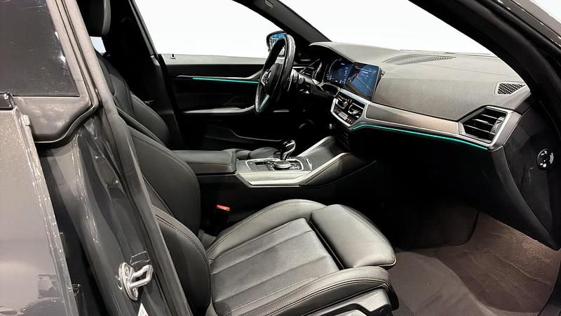 Begagnad BMW M440 Shadowline 374 HK (275 kW) 2023 Grå Sedan