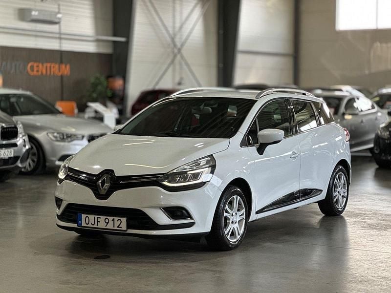 Vit Begagnad 2016 Renault Clio GrandTour Intens Kombi | 64 900 kr (Marknadspris) - Bild 1/4
