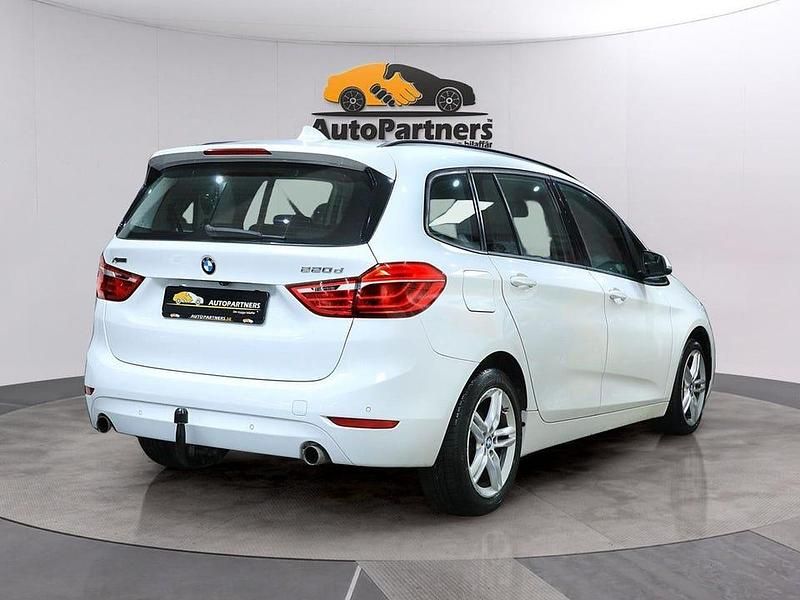 Begagnad BMW 220 Gran Tourer M Sport 190 HK (139 kW) 2015 Vit Minibuss