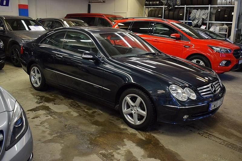 Begagnad Mercedes CLK240 Elegance 170 HK (125 kW) 2002 Blå Sportkupé