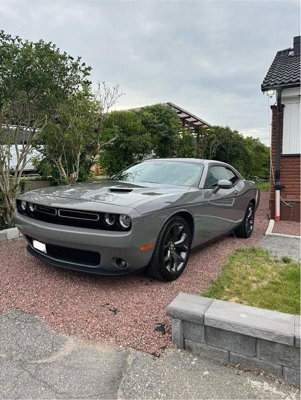 Begagnad 2018 Dodge Challenger SXT Sportkupé | 289 000 kr (Superpris) - Bild 1/4