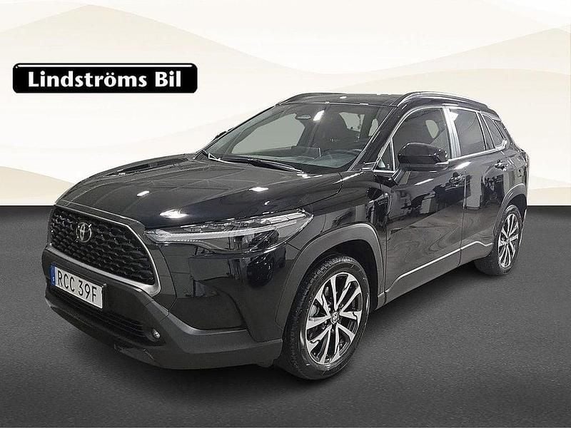 Svart Begagnad 2024 Toyota Corolla Cross Style SUV | 379 900 kr (Marknadspris) - Bild 1/3