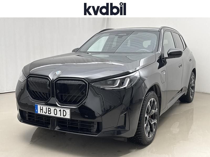 Svart Begagnad 2025 BMW X3 M Sport SUV | 679 000 kr (Marknadspris) - Bild 1/3