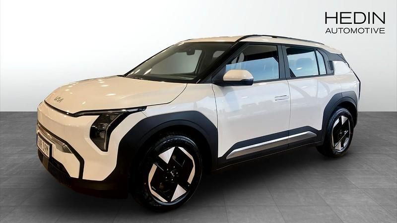 Vit Ny 2025 Kia EV3 SUV | 473 331 kr (Marknadspris) - Bild 1/4