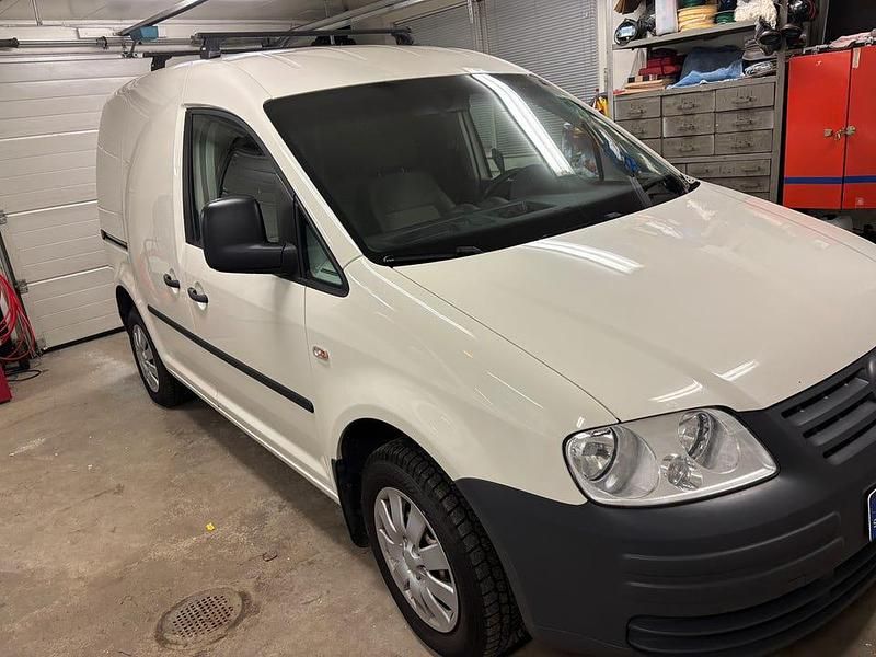 Begagnad 2009 VW Caddy Minibuss | 18 000 kr (Superpris) - Bild 1/4