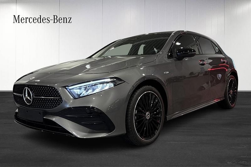 Ny 2026 Mercedes A250 AMG Halvkombi | 480 700 kr - Bild 1/4