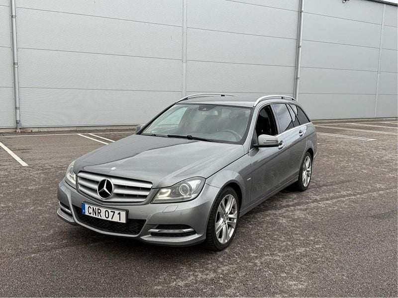 Silver Begagnad 2012 Mercedes C220 Kombi | 55 000 kr (Superpris) - Bild 1/4